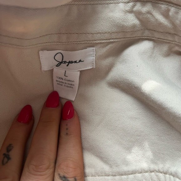 Cute cream jacket! - Picture 2 of 2